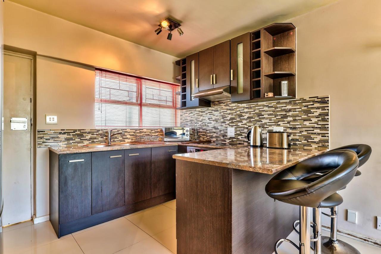 Cascades 608 In Point Apartment
