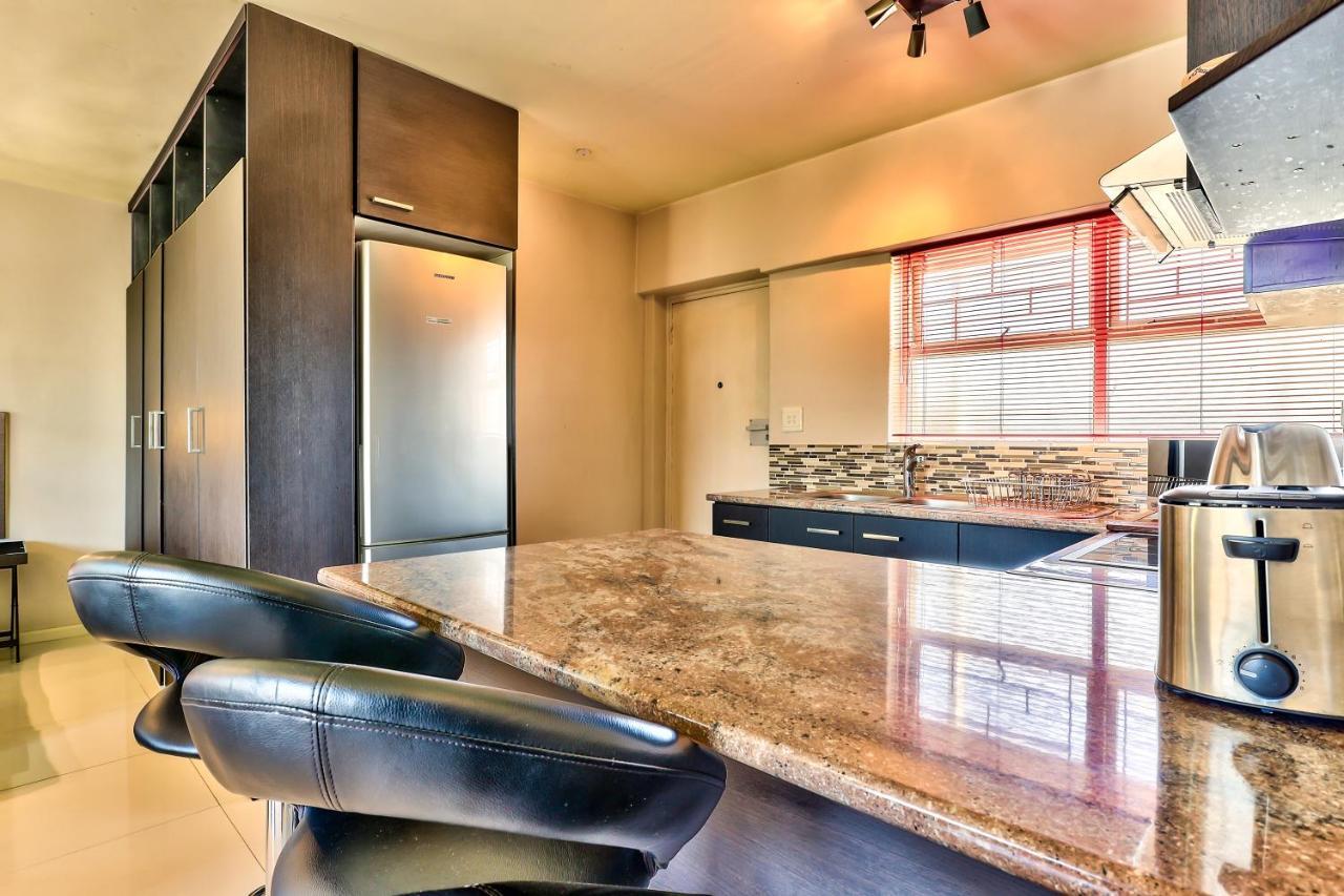 Cascades 608 In Point Apartment Cape Town
